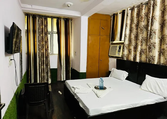 Hotel Fantastic - Near Adventure Island