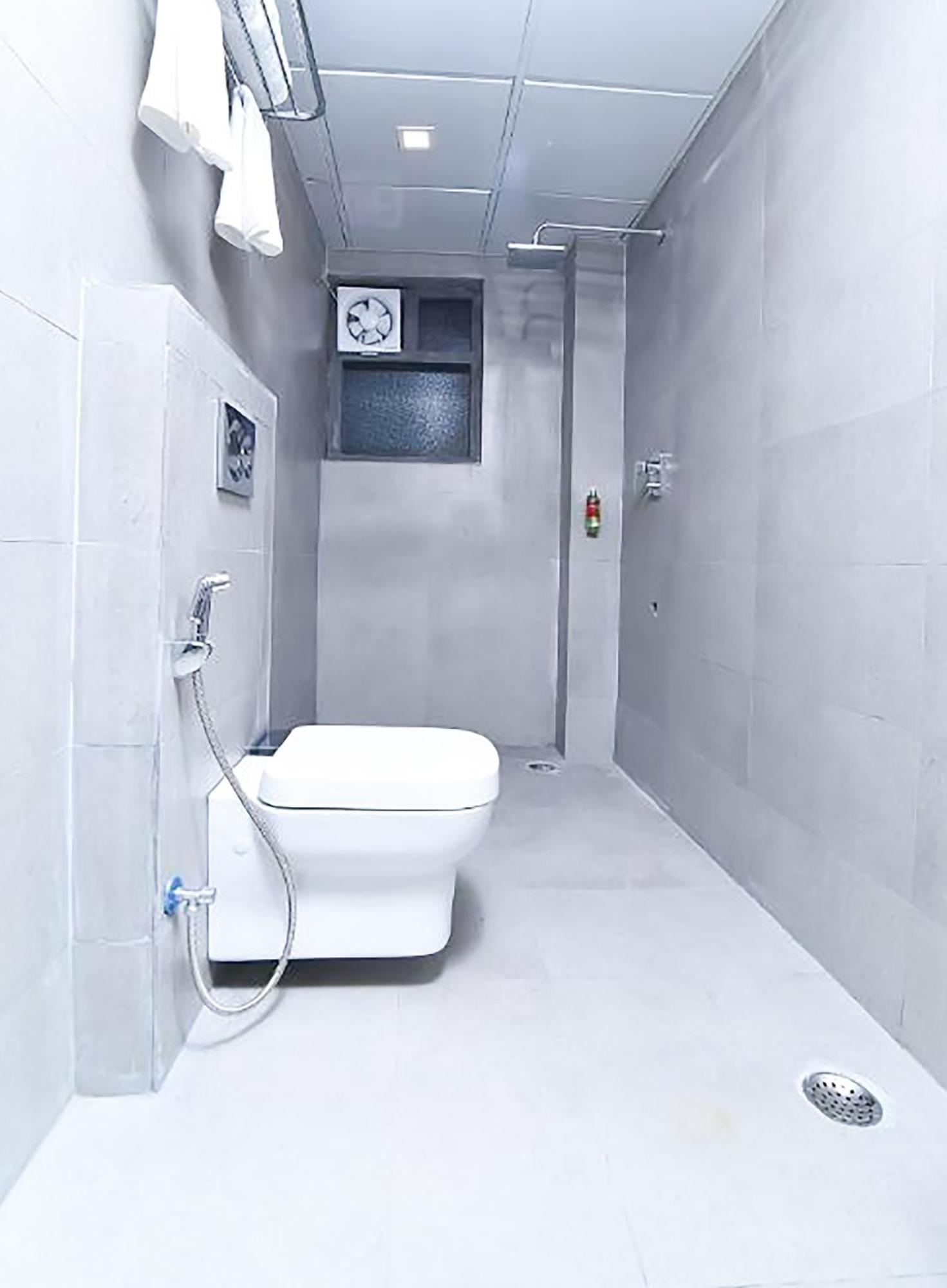 Hotel Fantastic - Near Adventure Island Bed & Breakfast New Delhi