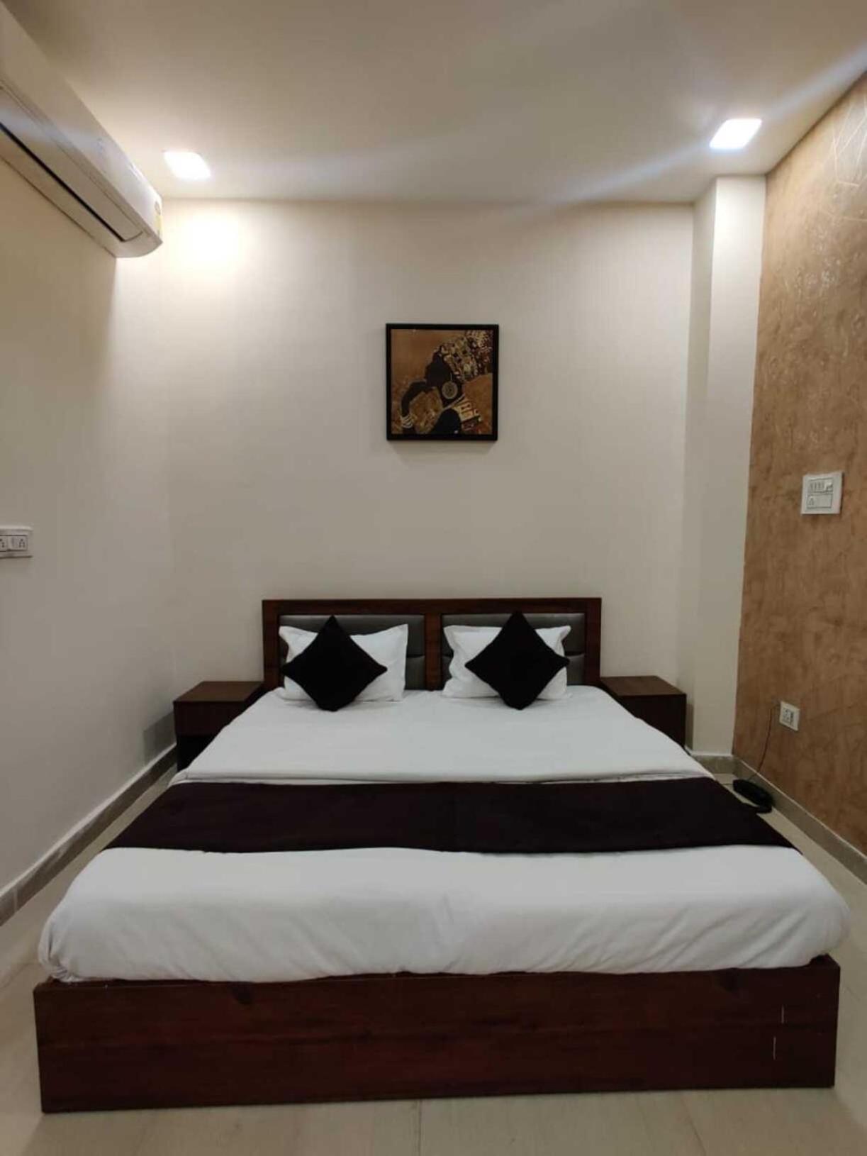 Hotel Fantastic - Near Adventure Island 3*